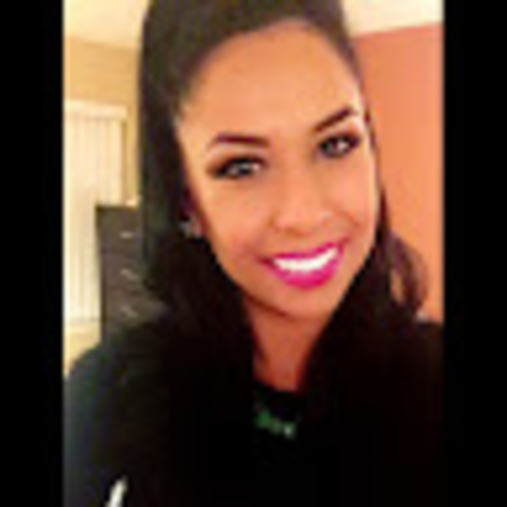 Meet your Posher, Roxanna